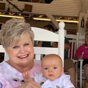 Meet your Posher, Tina